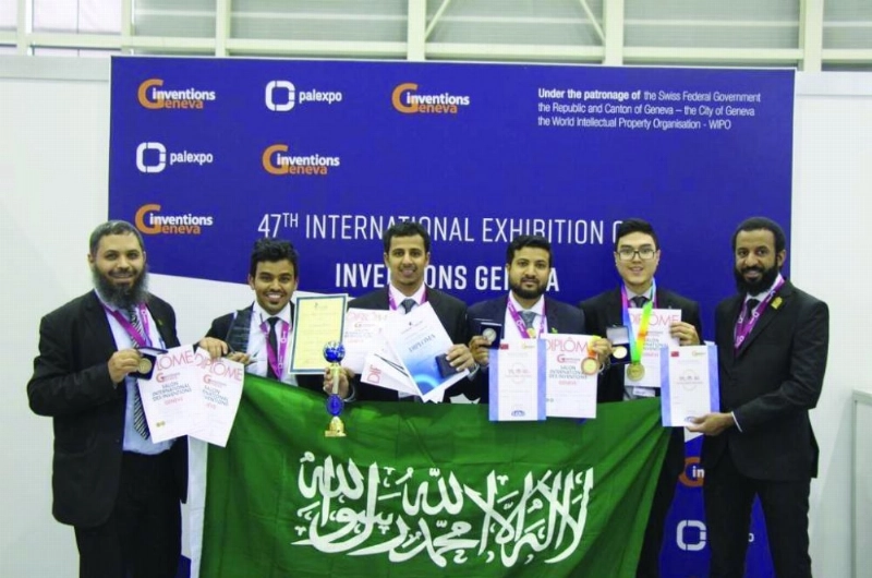 الطلاب الفائزون (مكة)