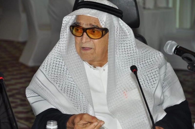 صالح كامل متحدثا في الندوة
