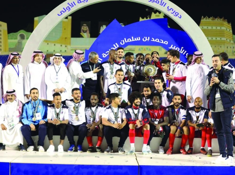 أبها يحتفي بدرع دوري الأولى (إعلامي أبها)