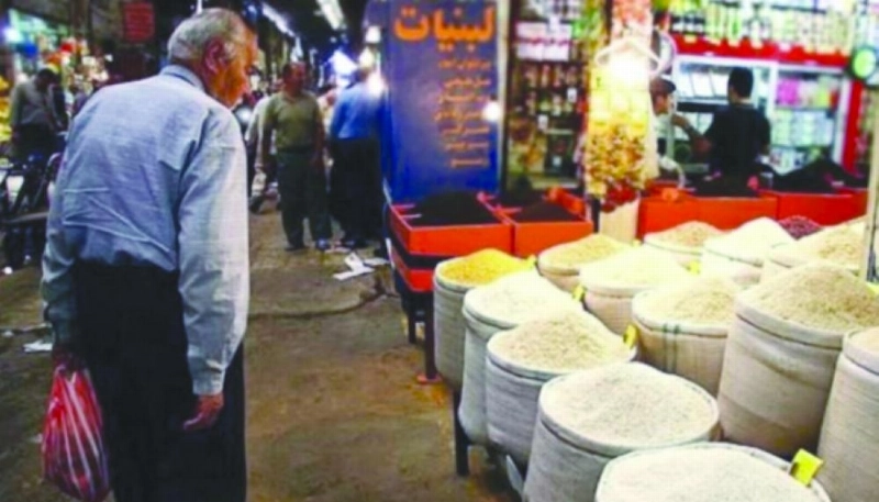 سلع استهلاكية ارتفعت أسعارها كثيرا في إيران (مكة)