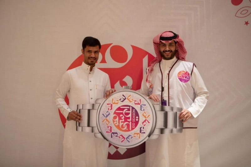 أحد الفائزين بعيديات الموسم
