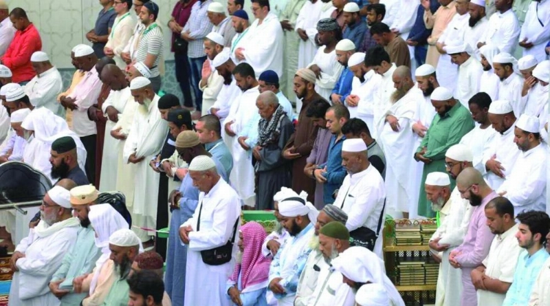 من صلاة الجمعة بالمسجد الحرام (واس)
