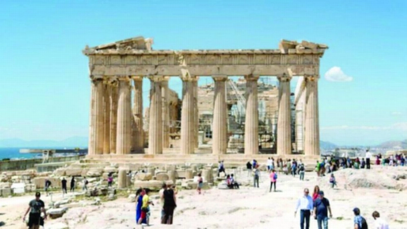 من المعالم السياحية باليونان (مكة)