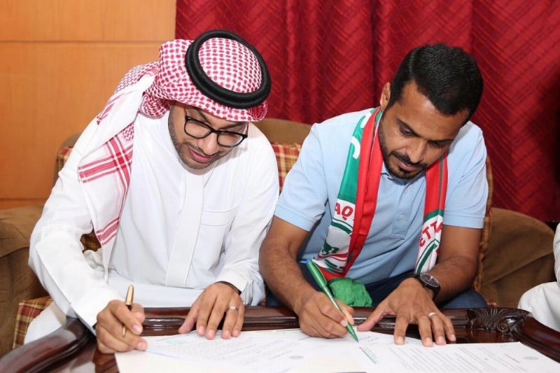 الدبل يوقع مع العطوي (مكة)