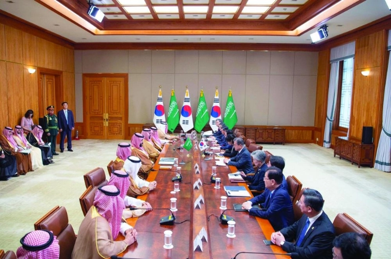 الاجتماع الموسع في القصر الأزرق الرئاسي