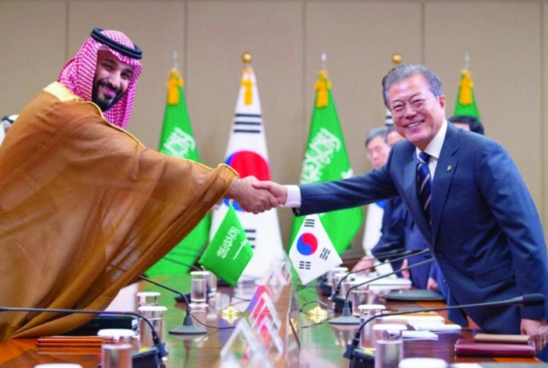 الرئيس الكوري لدى استقباله ولي العهد في القصر الأزرق