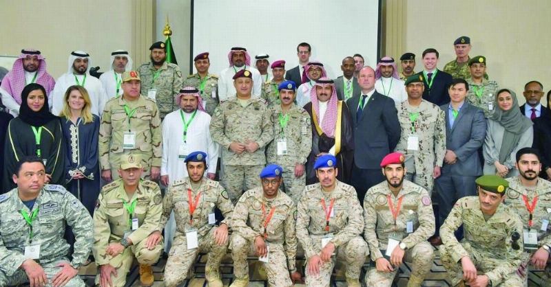 المشاركون في ورشة العمل (واس)