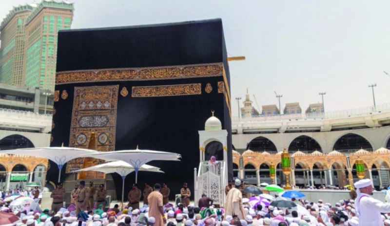 من صلاة الجمعة بالمسجد الحرام (مكة)