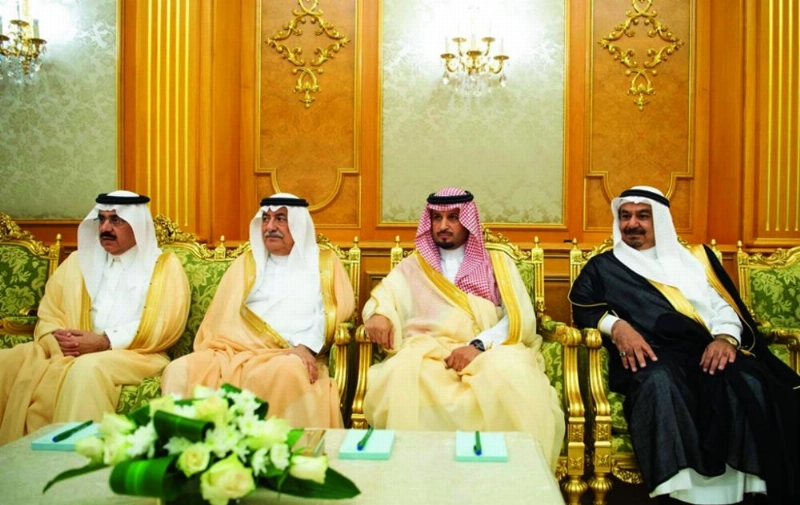 من الحضور