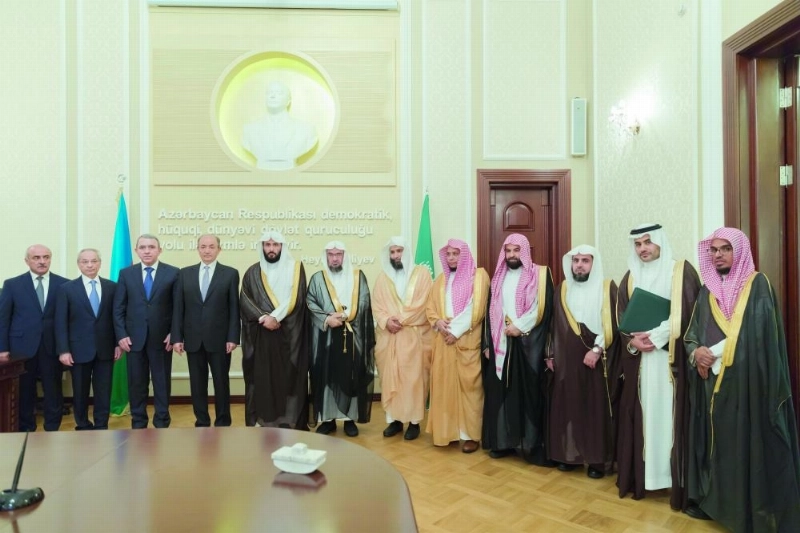 الجانبان السعودي والأذربيجاني (مكة)