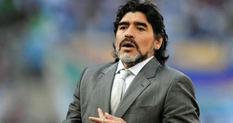 دييجو أرماندو مارادونا