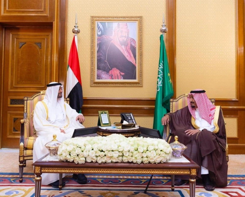 خادم الحرمين الشريفي وولي عهد أبوظبي