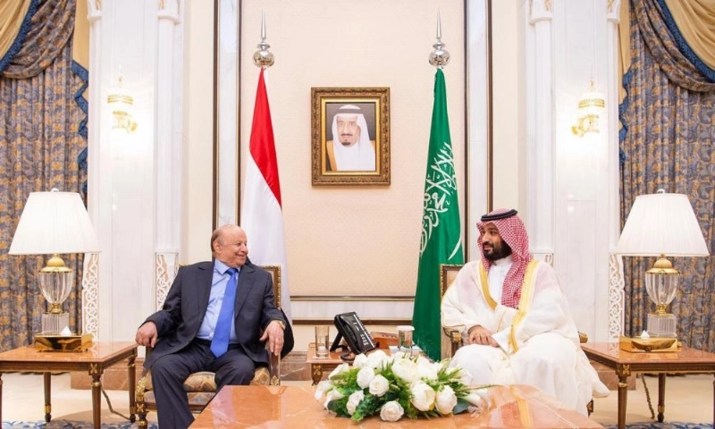 الأمير محمد بن سلمان خلال اجتماعه مع عبد ربه منصور (واس)