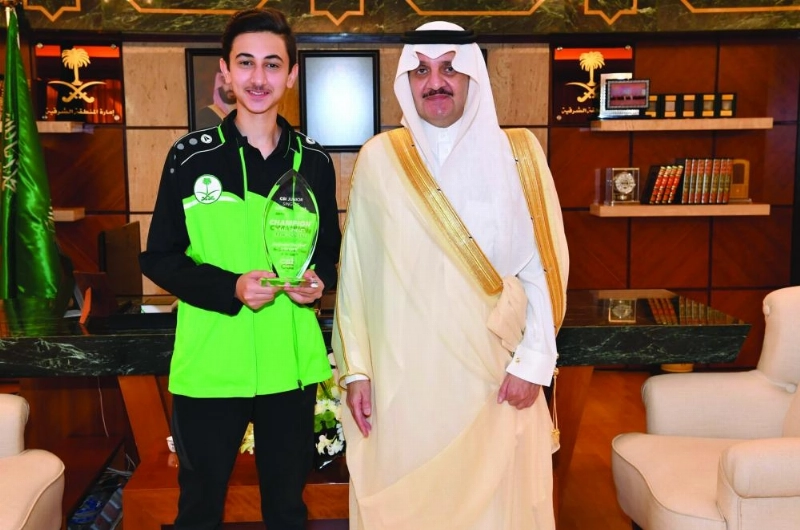 سعود بن نايف مستقبلا الغامدي (واس)