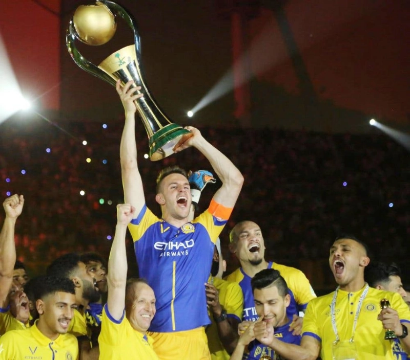 تتويج النصر بلقب النسخة الماضية (إعلامي النصر)