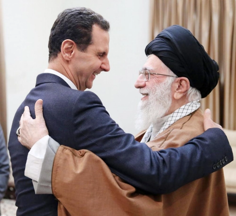 خامنئي والأسد في لقاء سابق (مكة)