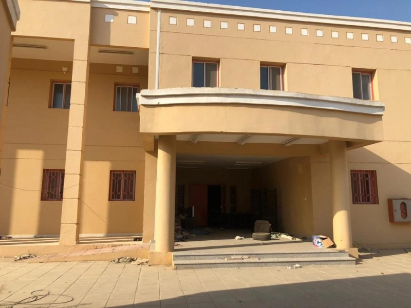 أجزاء غير مكتملة بالمبنى