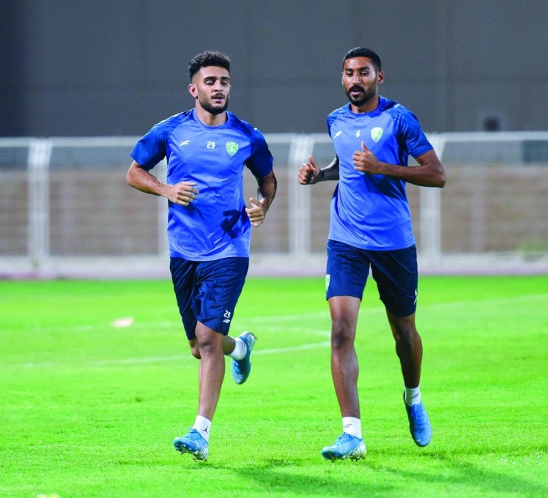 EC6sVh6WkAAQaFf