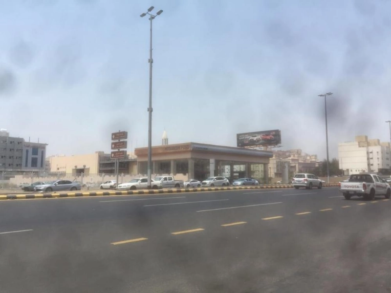 من معارض السيارات بالكعكية (مكة)