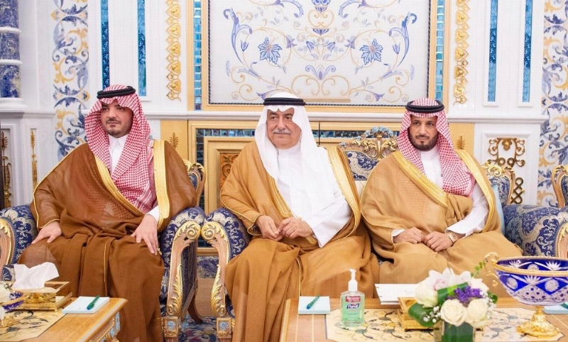 عبدالعزيز بن سعود وإبراهيم العساف وتميم السالم