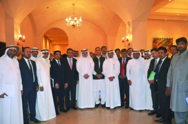 المشاركون في الاجتماع