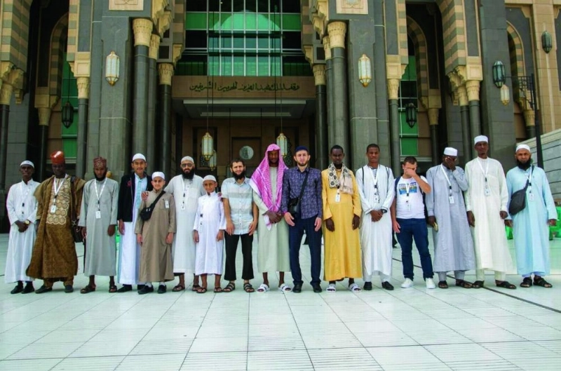 جماعية لمشاركين في المسابقة (مكة)