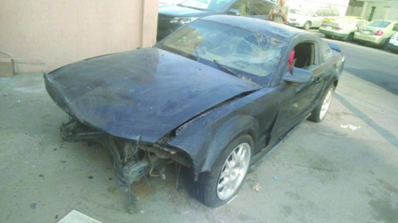 مركبة تالفة بأحد أحياء جدة (مكة)