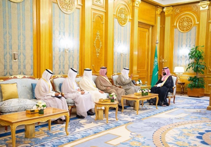 ولي العهد يلتقي نائب رئيس مجلس الوزراء وزير الخارجية بدولة الكويت