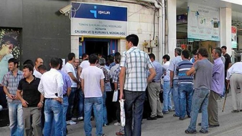 شباب تركي يبحث عن عمل (مكة)