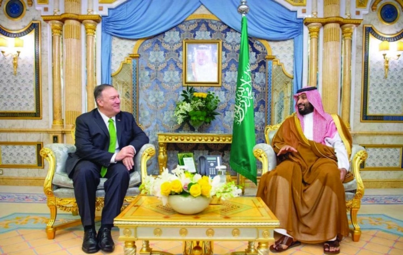 الأمير محمد بن سلمان خلال اجتماعه مع مايك بومبيو في جدة (واس)