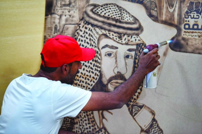 ولي العهد أيقونة أحد الرسامين بحفر الباطن