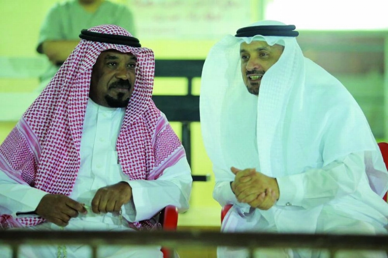 عبدالله المبارك (يسار) (مكة)