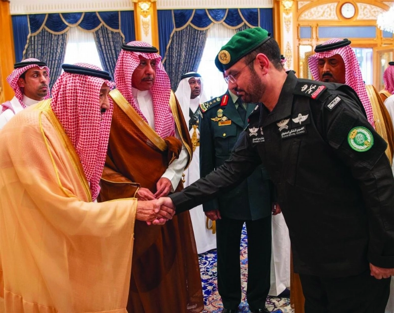 الملك سلمان لدى وصوله الرياض أمس (واس)