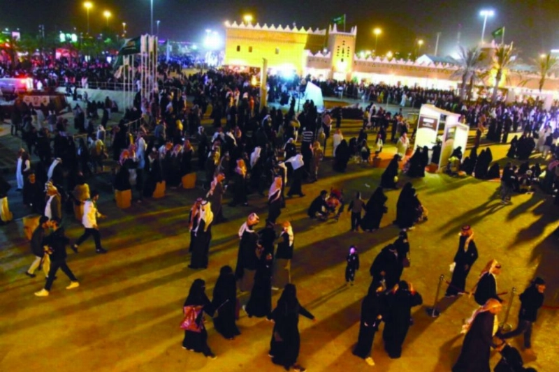 من زوار الجنادرية في موسمها السابق (مكة)