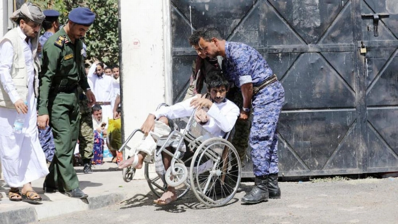 أحد المعتقلين في سجون الحوثي (مكة)
