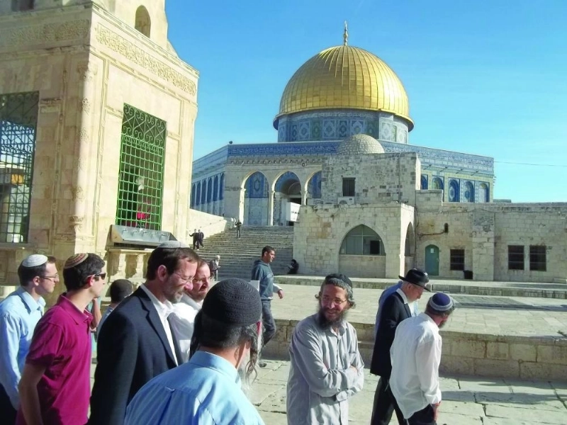 يهود يقتحمون المسجد الأقصى (مكة)
