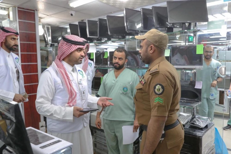 الملكية الفكرية: تضبط محلات الأجهزة والبرامج الحاسوبية المنتهكة للحقوق