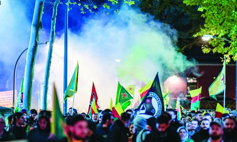 مظاهرة في هامبورج ضد الهجوم العسكري التركي (د ب أ)