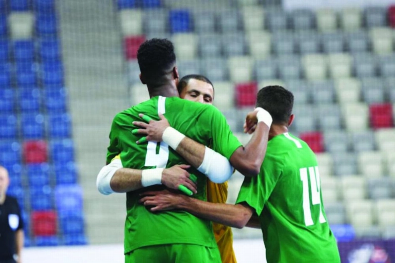 فرحة سعودية بالفوز على قطر (إعلامي المنتخب)