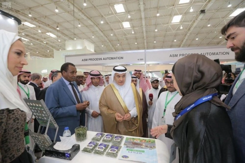 الفضلي يفتتح "المعرض الزراعي السعودي 2019" بمشاركة 34 دولة ويدشن منصة " مرشدك الزراعي" (واس)