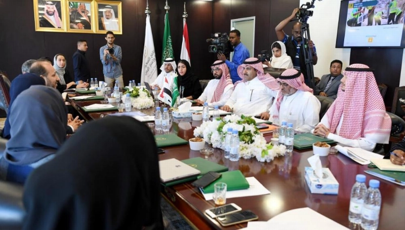 العوج : المشاريع السعودية رسالة أمل للمواطن اليمني
السفير آل جابر: الشعب اليمني في قلب واهتمام القيادة السعودية
