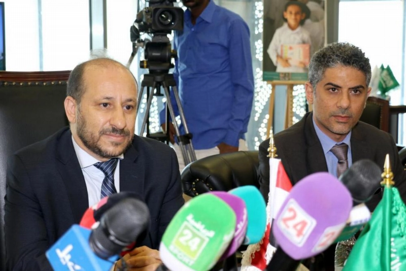 العوج : المشاريع السعودية رسالة أمل للمواطن اليمني
السفير آل جابر: الشعب اليمني في قلب واهتمام القيادة السعودية