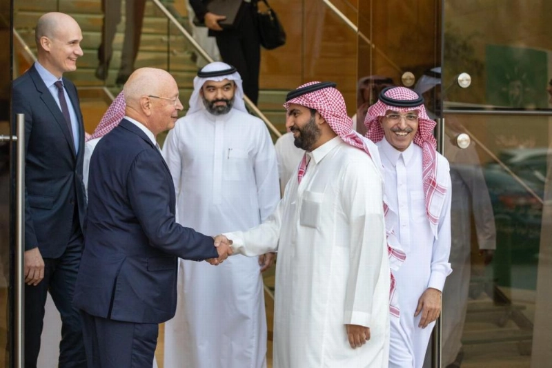 المملكة توقع اتفاقية لإنشاء فرع لمركز الثورة الصناعية الرابعة للمنتدى الاقتصادي العالمي في المملكة (واس)