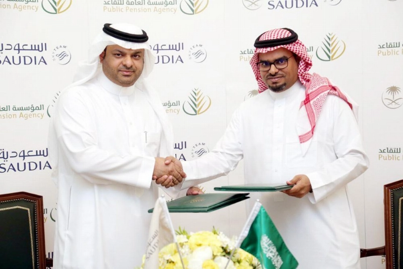بعد توقيع الاتفاقية (الخطوط السعودية)