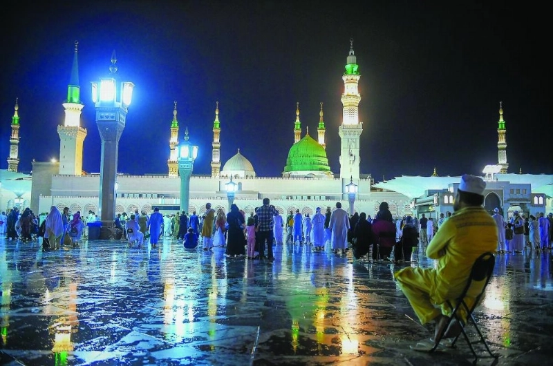 من الأمطار على المسجد النبوي بالمدينة المنورة (مكة)
