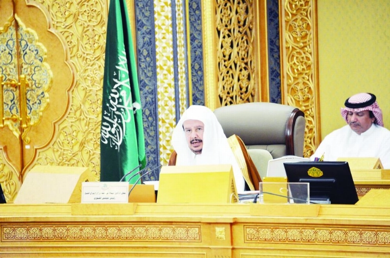 عبدالله آل الشيخ مترئسا جلسة الشورى أمس