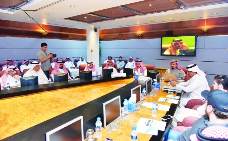 ورشة منصة «قوى» أمس بغرفة الشرقية (مكة)