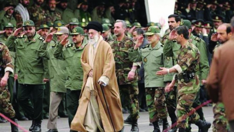 الحرس الثوري يحمي خامنئي (مكة)