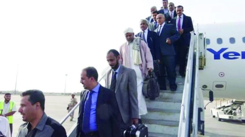 رئيس وزراء اليمن لدى وصوله إلى عدن (مكة)