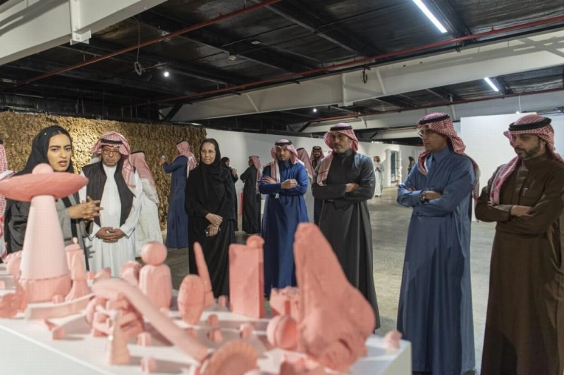 وزارة الثقافة تطلق معرض "من الداخل" في المنطقة الصناعية بالدرعية